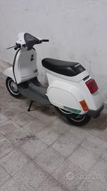 Vespa HP4 - 1995