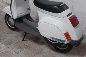 Vespa HP4 - 1995