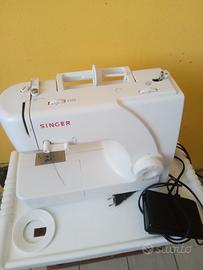 Macchina da cucire Singer 