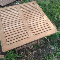 7 tavoli da esterno in legno