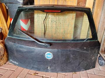 Lunotto posteriore Fiat Punto