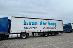 Semirimorchio centinato Groenewegen