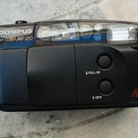 MACCHINA FOTOGRAFICA OLIMPUS TRIP AF 20.