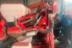 Seminatrice mais  per trattore 8 file