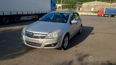 Opel Astra 1.6 115 cv 2009