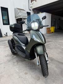 Beverly 350 Sport