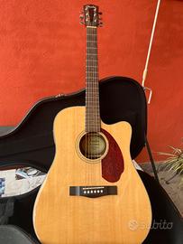 Chitarra acustica Fender con custodia rigida
