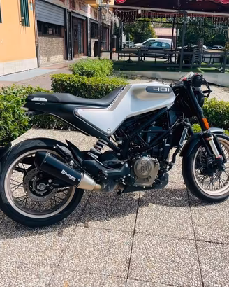 HUSQVARNA Svartpilen 401 TUTTO INCLUSO ANCHE PAS