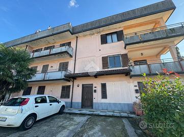 MONOLOCALE A OLEGGIO