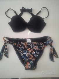 Bikini Donna's taglia 44 mai indossato 
