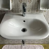 Lavabo per bagno o lavanderia