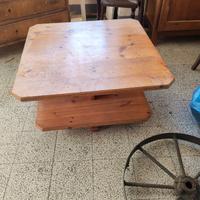 tavolino in legno 