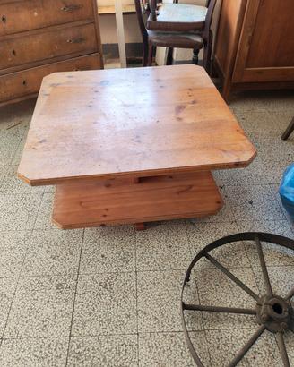 tavolino in legno 