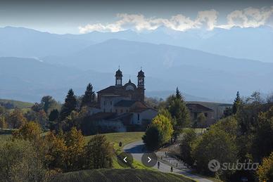Rustico con terreno in alta Langa