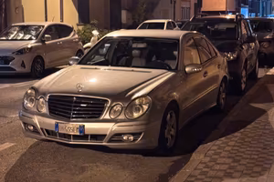 Mercedes  avangard w211-270