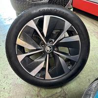 Cerchi in lega 18 Skoda Karoq e pneumatici estivi