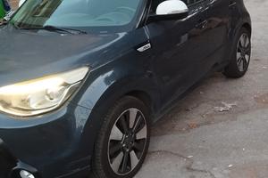 Kia Soul 1.6 CRDi cambio automatico