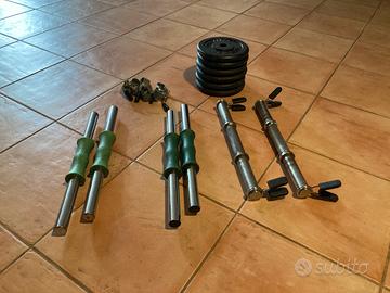 Dischi da 2,5kg e manubri da 25mm e 28mm