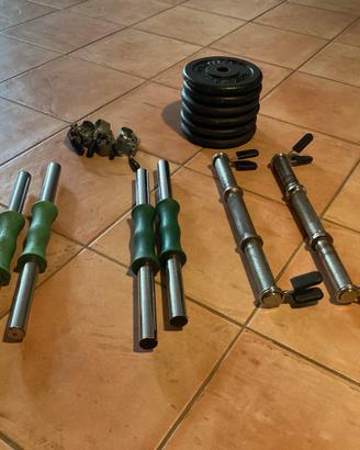 Dischi da 2,5kg e manubri da 25mm e 28mm