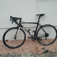 bici in carbonio Scott CR1