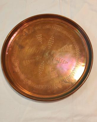 Vassoio decorativo vintage in rame