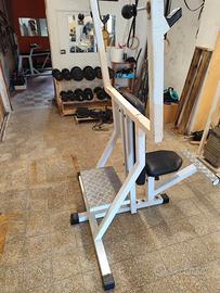 Panca  90° per spalle TECHNOGYM