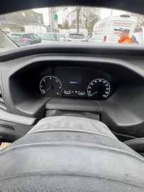 furgone ford transit anno 2020