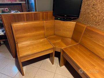 PANCA AD ANGOLO IN LEGNO