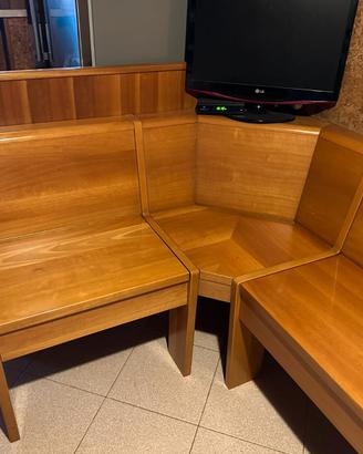 PANCA AD ANGOLO IN LEGNO