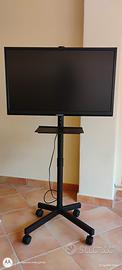 TV LED 32 pollici con supporto scorrevole 