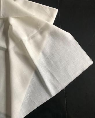 2 scampoli tessuto per tende diverse misure