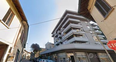 TRILOCALE CON GARAGE a Somma Lombardo