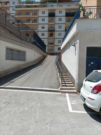 Magazzino con cella blindata Via Umberto Giordano