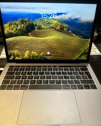 Mac Book Pro 13'' Touch Bar, Ram 16GB, SSD 256GB