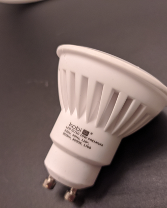 Faretto lampadina led gu10 10w 950 lm 2 pezzi