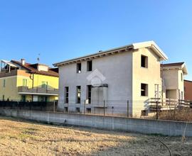 PORZIONE DI BIFAMILIARE A VO'