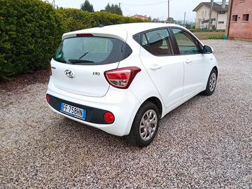 HYUNDAI i10 2ª serie - 2017 per neopatentati