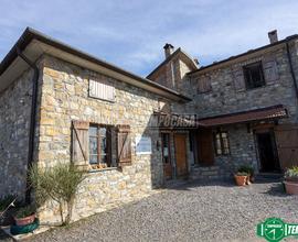 SPLENDIDA VILLA TIPICA CON VISTA MARE PANORAMICA