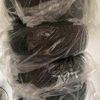 Treno Cerchi più gomme jeep compass