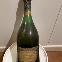 Bottiglie di vino vintage 1968-1983