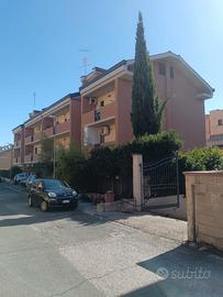 Pavona Laghetto monolocale con posto auto