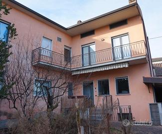 Stanza singola per ragazze