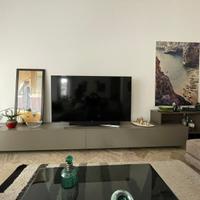 Mobile tv marca Sangiacomo modello Lampo laccato