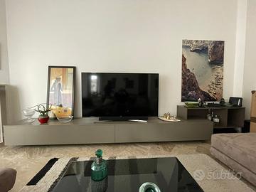 Mobile tv marca Sangiacomo modello Lampo laccato