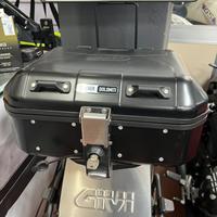 Givi BAULETTO MONOLEY TREKKER NERO