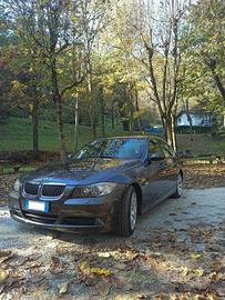 BMW Serie 3 325i E90 2.5 benzina 218 CV