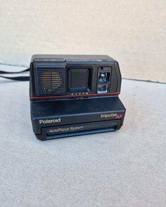 polaroid impulse 600 af  camera vintaje 