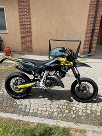 Husquvarna SM 125cc 2 tempi