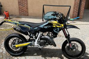 Husquvarna SM 125cc 2 tempi