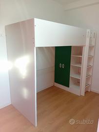 due letti a soppalco ikea armadio e libreria